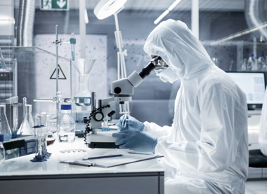 Management of laboratory equipment